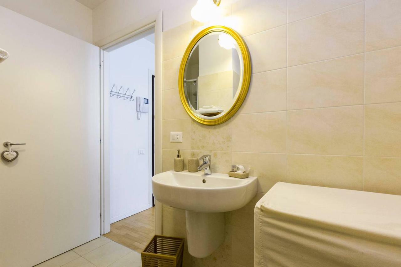 La Maison Della Piazzetta Bologna Bagian luar foto